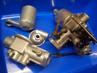Carburettor before and after cleaning Carburettor before and after cleaning
